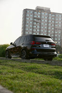 SOOQOO BMW G05 X5 乾式碳纖維後下巴