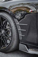 SOOQOO BMW G22 / G23 乾式碳纖維前葉子板飾條