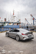 SOOQOO BMW F93 M8 乾式碳纖維後下巴